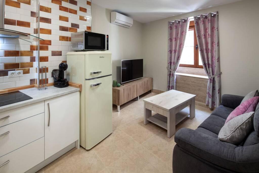 San Juan Roomalaga By Bossh! Apartments Екстер'єр фото